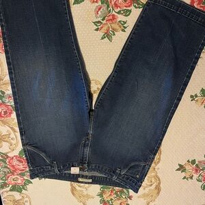 Levi's Dark Blue Denim Capri Jeans